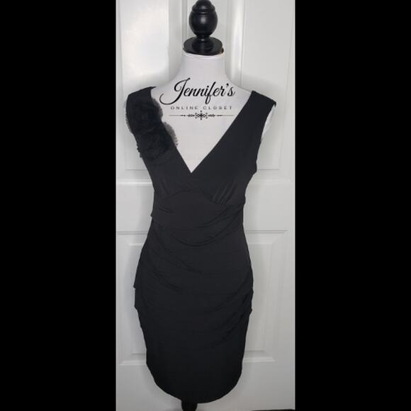 3/$30 Connected Apparel Women's Black V Neck Dress Size 6 - Picture 1 of 10